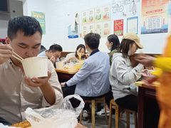 大堂-覃肥叔桂林米粉(粮道街店)