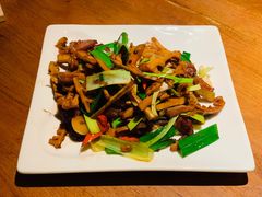 -黑鸡小馆(金源店)