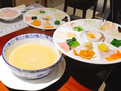 过桥米线-世博花园酒店-自助餐厅(云南世博花园酒店店)