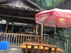 -乡巴佬鼎锅饭