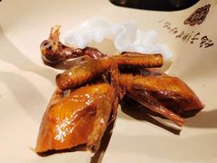 -鸽子侯·家宴·平价海鲜(市图书馆店)