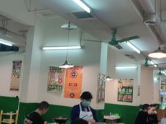 大堂-石灰市老火锅(北滨路店)