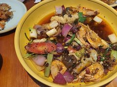 -休记光头香辣蟹干锅(绵竹店)