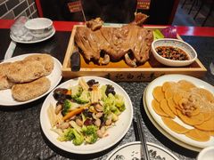 -老北京胡同味道二荤铺(酒仙桥店)