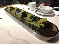 -韵秋荷(宝山龙湖天街店)