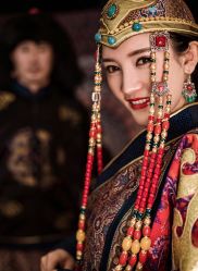 点击看大图 -苏雅影像蒙古婚纱摄影工作室