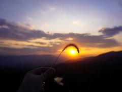 -鬼笑石后山停车场