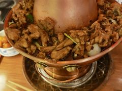 -炉小二铜锅牛蛙•川湘菜(三里屯店)