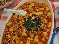 -洪霞餐馆·川菜·鲜货现炒(两江春城店)