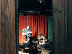 -三两三民谣咖啡清吧