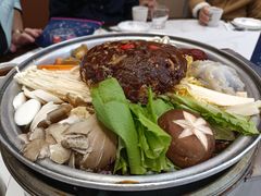 -百年石锅饭(阿里郎美食街店)