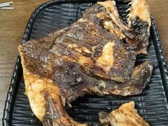 招牌碟鱼头-半酌烧烤小酒馆(南京东路店)