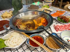-山悦里 山野·鲜火锅(罗斯福广场店)