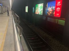 -锦江乐园(地铁站)