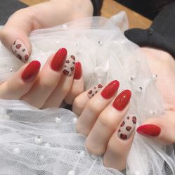 -Nail Me美甲美睫