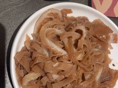 -牛YO寿喜烧·铁板烧和牛火锅自助(市府恒隆店)