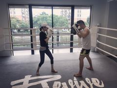 -EFL巴西柔术·综合格斗·泰拳·少儿体能训练(虹桥德必馆)