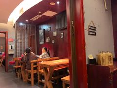 -万记麻辣烫国展总店