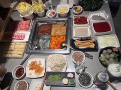 -海底捞火锅(珠影星光城夜宵主题店)