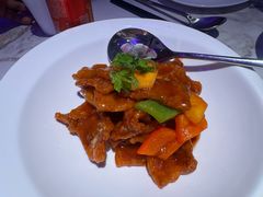 菠萝香脆咕噜肉-曼格纳·曼芯馆(杨浦店)