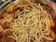 -牛一嘴·兰州牛肉面·大盘鸡(财富中心店)