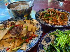 冬笋炒腊肠-生态苑农庄(十里画廊遇龙河店)