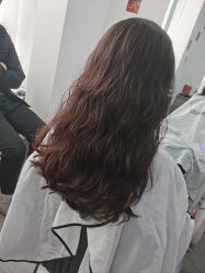 -LILI·HAIR SALON理理造型