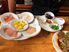 鲜花怒放过桥米线-桥香园过桥米线(国贸店)