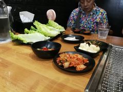 -肉甲韩国木炭烤肉(新壹街1店)