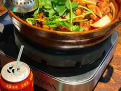-胡须佬鸡煲四季火锅(海雅缤纷城店)