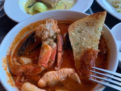 -Fish Hopper