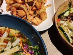 -耶里夏丽·新疆菜·28年喀什老馆(田林东路店)