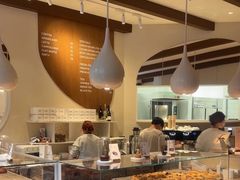 -VERIE BAKEHOUSE