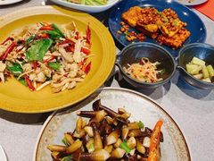 石屏豆腐-半山腰·云南菜(侨福芳草地店)