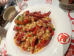 -肥肥虾庄·金牌油焖大虾(汉口城市广场店)
