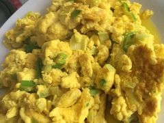 -华龙特色大骨鸡农家菜馆