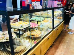 面包甜点陈列柜-味多美蛋糕(静安庄店)