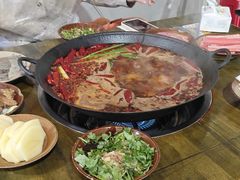 -黄潇洒老火锅(九眼桥宏济巷店)
