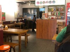 -丽虹云南过桥米线(兴工街店)