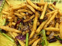 -江城燕子大排档(江汉路步行街店)