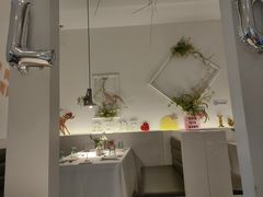 -春树下·树屋花房西餐厅(罍街AS1980店)