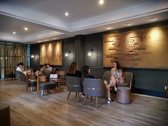 大堂-星巴克臻选(广州沙面店)