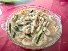 -湖边饭店