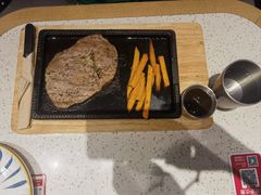 -必胜客(璞丽中心店)