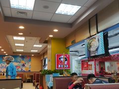 -灵芝妹子海鲜米线(香炉礁山姆店)