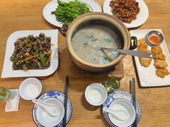 -聚味大牌档·粤菜·啫啫煲·砂锅粥