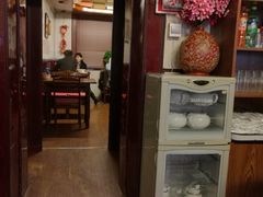 -王记酱骨头馆(新华路一店)