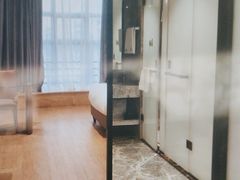 -上海白金汉爵大酒店(大零号湾国际会议中心店)
