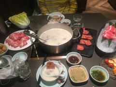 -捞王锅物料理(上海世茂广场店)