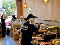 -围炉肉舍•炭烤活鳗•丹东海鲜烤肉(步行街店)